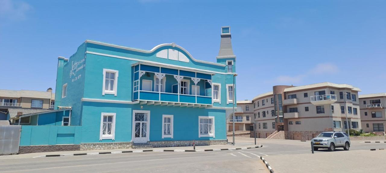 Отель Jetty Self-Catering Свакопмунд Экстерьер фото