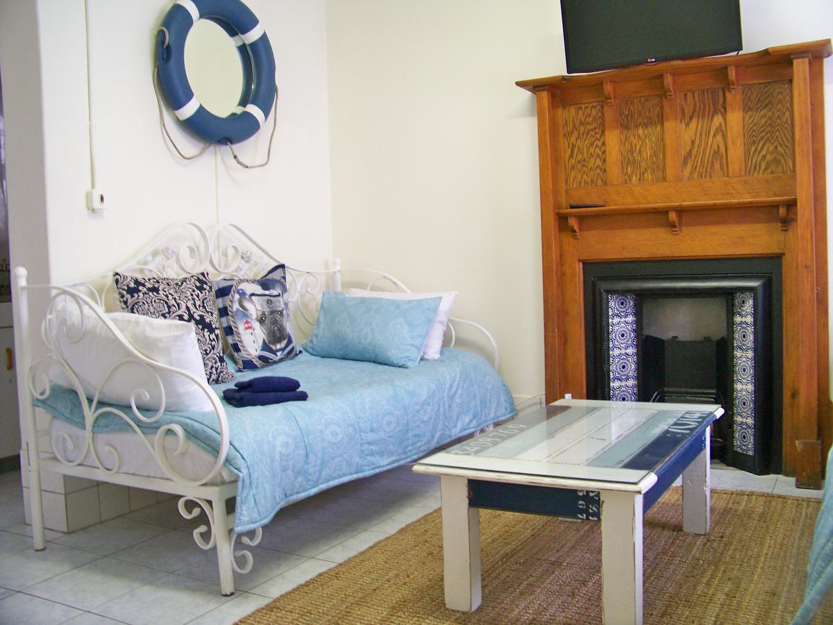 Отель Jetty Self-Catering Свакопмунд Экстерьер фото